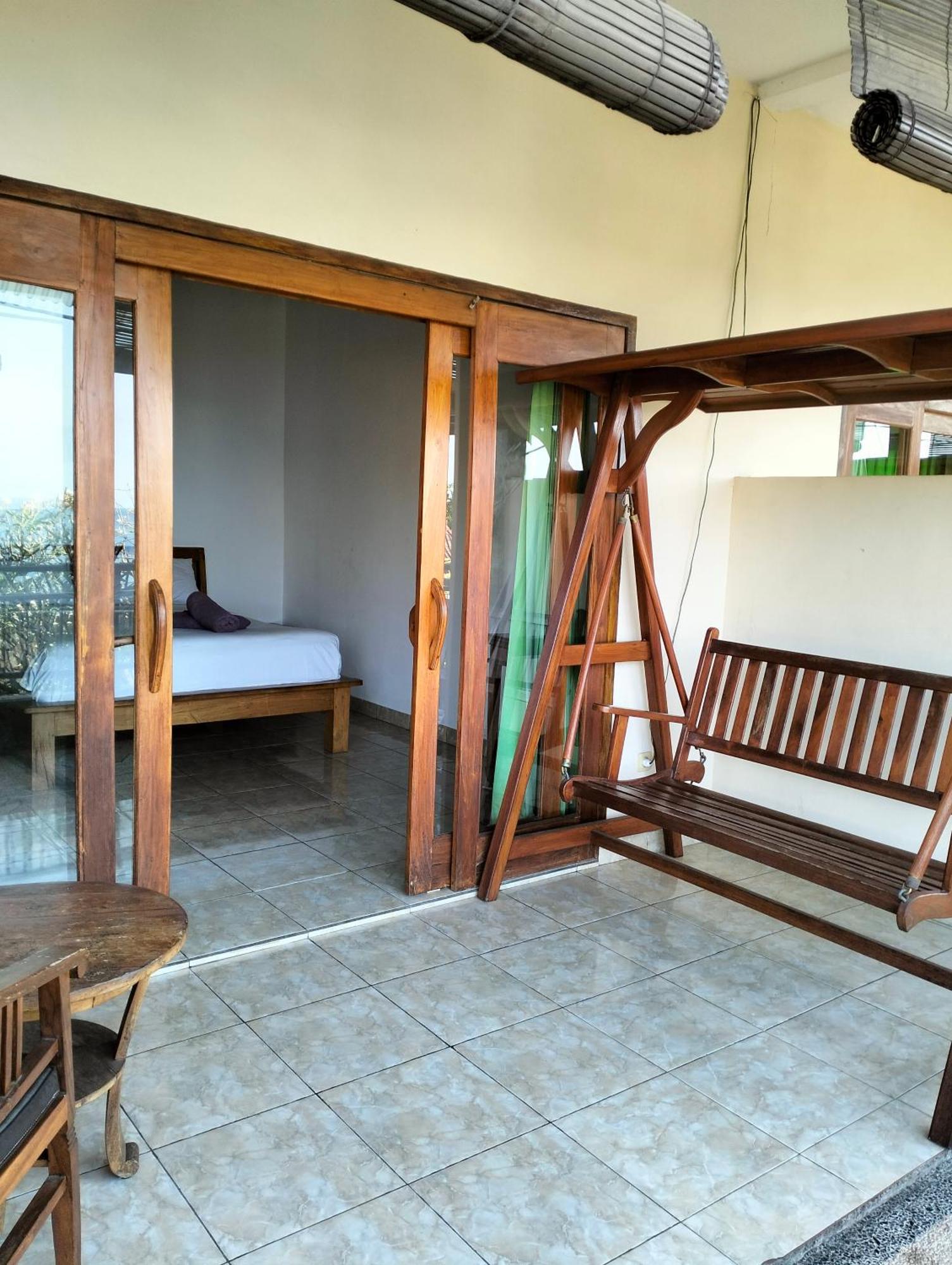 Dharma Yoga Homestay dan hostel Amed Buitenkant foto