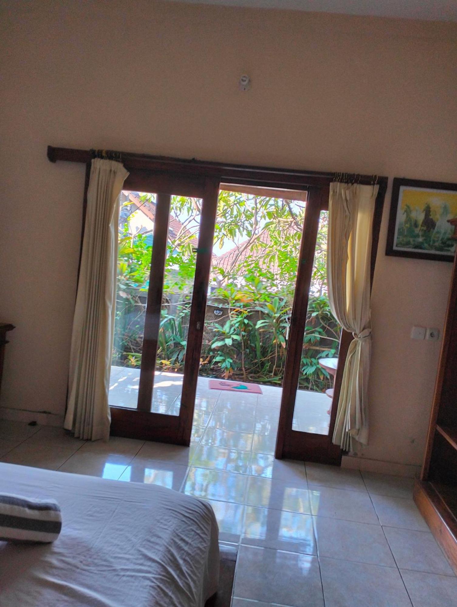 Dharma Yoga Homestay dan hostel Amed Buitenkant foto