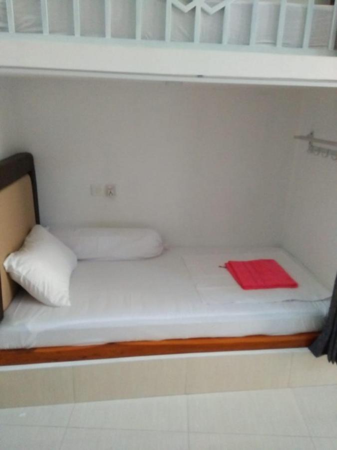 Dharma Yoga Homestay dan hostel Amed Buitenkant foto